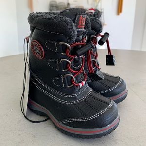NWT Totes Jaymee Snow Winter Boots Outdoor Kids Adventure Athletic Ice Warm 6M